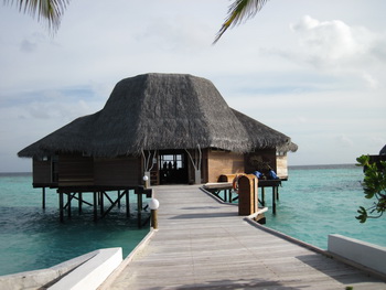 Maldives, North Male Atoll, Thulhagiri Island Resort